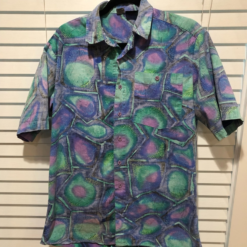 Maui Trading Company Retro Button Up - Size M